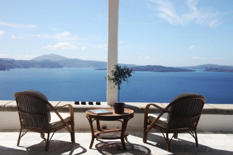Beautiful Oia Villa - image 30