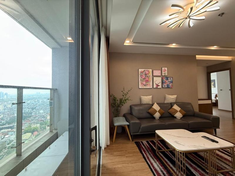 Vinhomes Metropolis Ha Noi 3 Bedroom - image 2