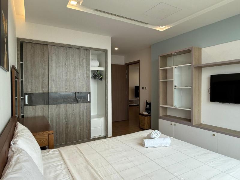 Vinhomes Metropolis Ha Noi 3 Bedroom - image 8