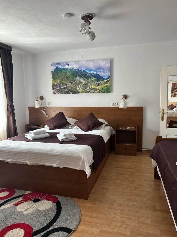 Apartment with Garden View image 3