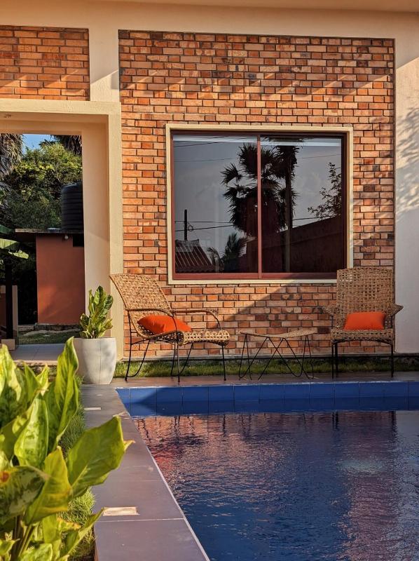 Villa with Private Pool 12 mins walk to Beach - image 15