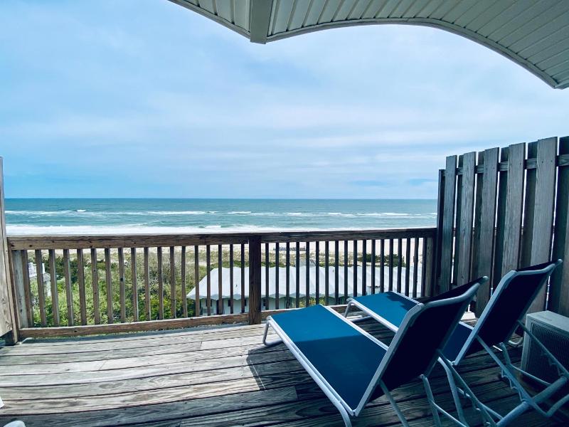 Suite with Ocean View image 3