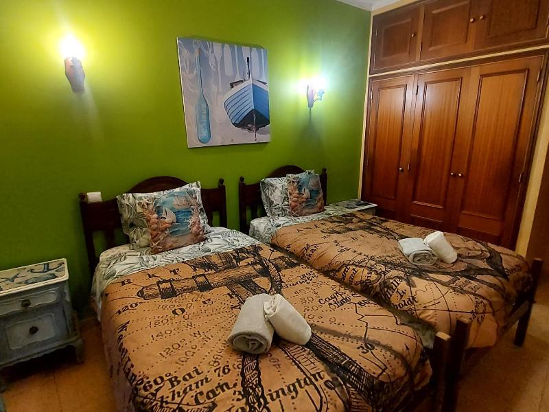 Twin Room image 1