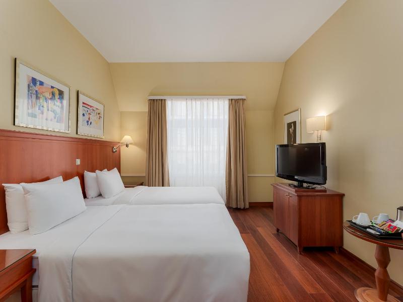 Superior Room image 4