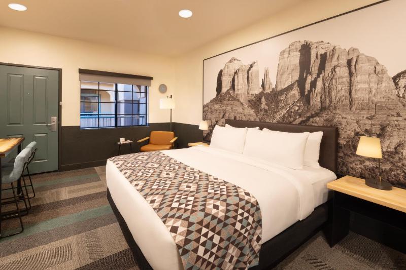Mountain Modern Sedona Tapestry Collection by Hilton - image 26