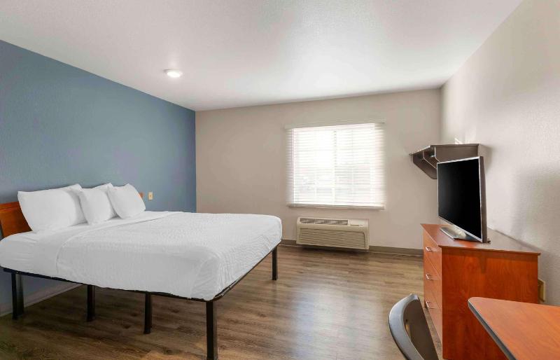 Extended Stay America Select Suites - Cleveland - Airport - image 3