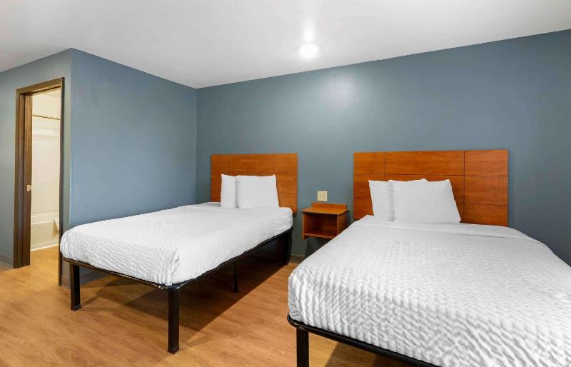 Extended Stay America Select Suites - Cleveland - Airport - image 13
