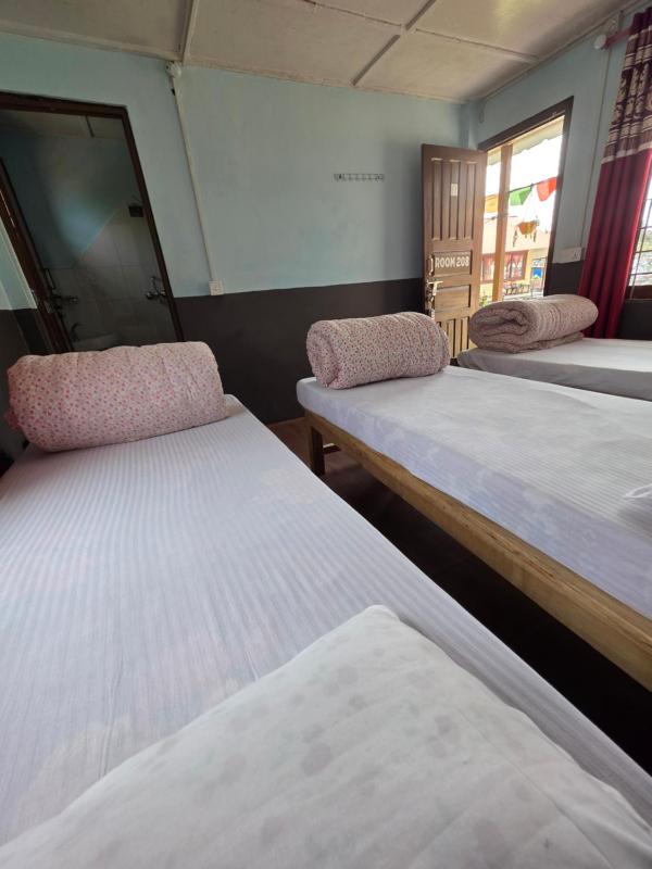 Triple Room image 1