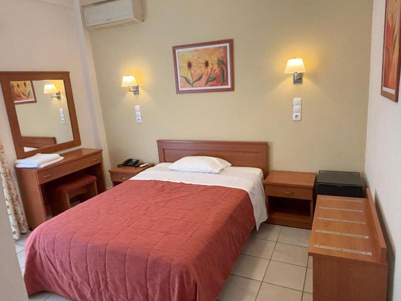 Single Room image 3