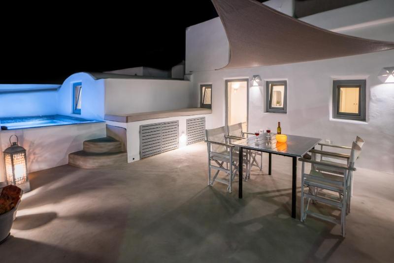 Two-Bedroom House image 2