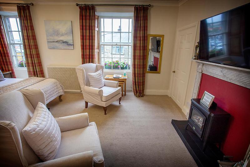 Luxury Double Room image 3