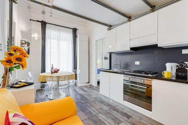 Superior Apartment image 2