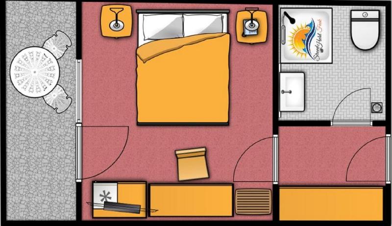 Double Room with Balcony and Lake View image 3