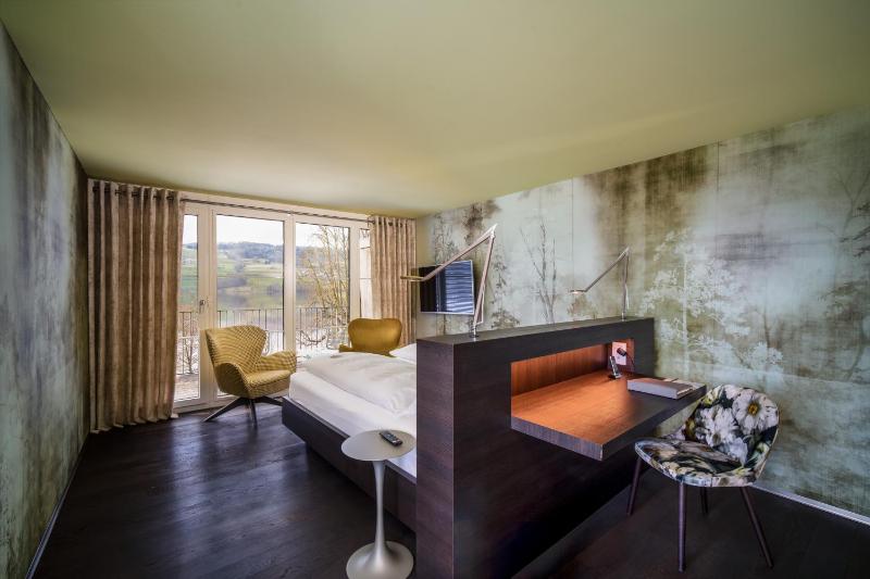 Superior Double Room image 4