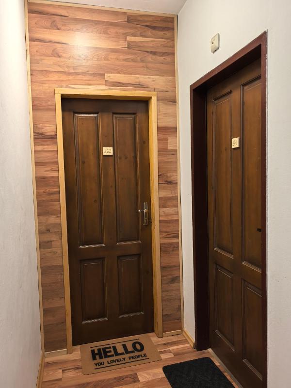 Twin Room image 4