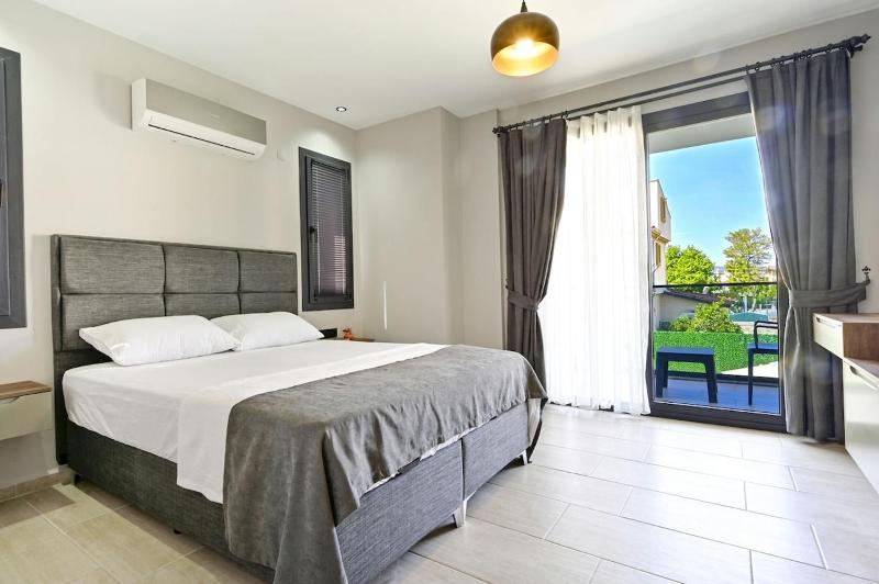 BENDİS - Villa for 8 People in the center of Fethiye - image 36