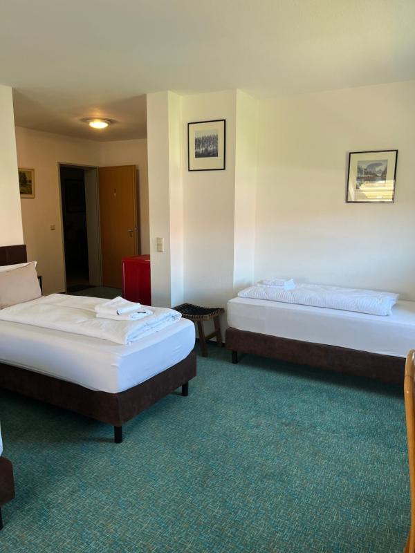 Quadruple Room image 2