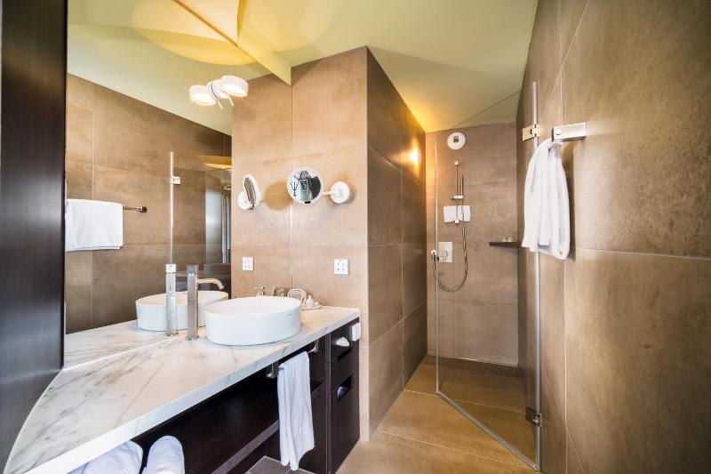 Superior Double Room image 2