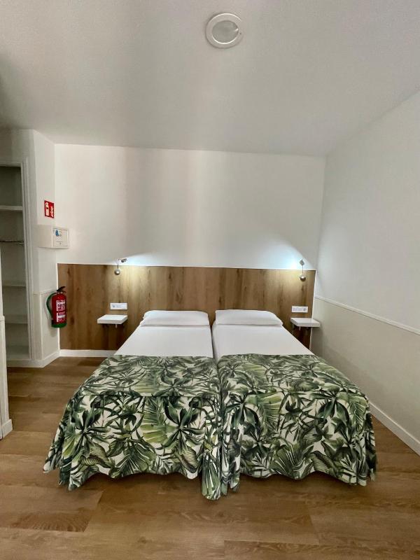 Apartamentos Mayor Centro - image 9