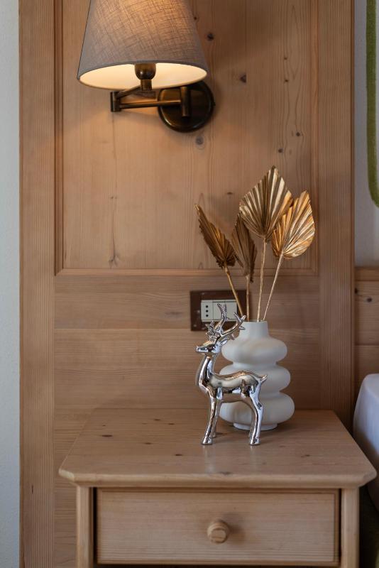 Junior Suite (2 Adults) image 2