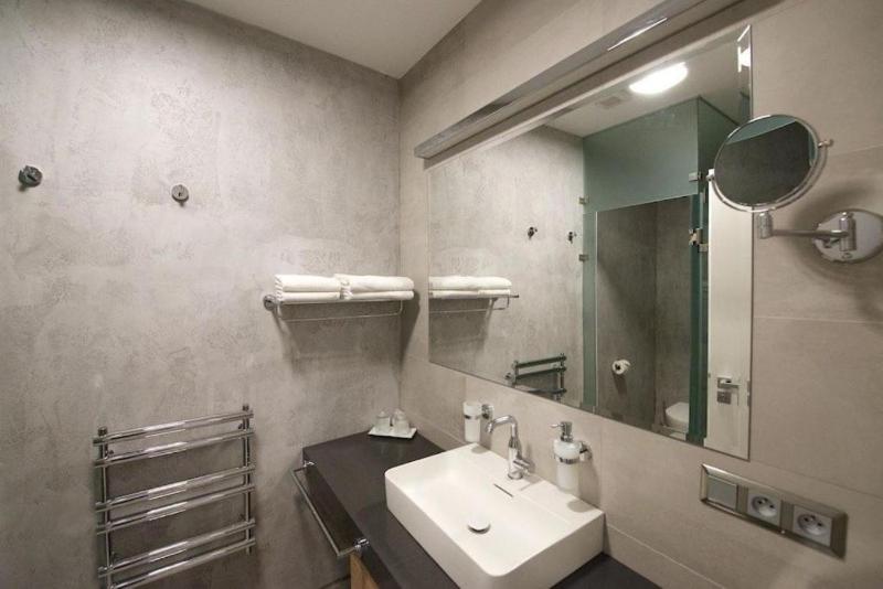Suite image 2