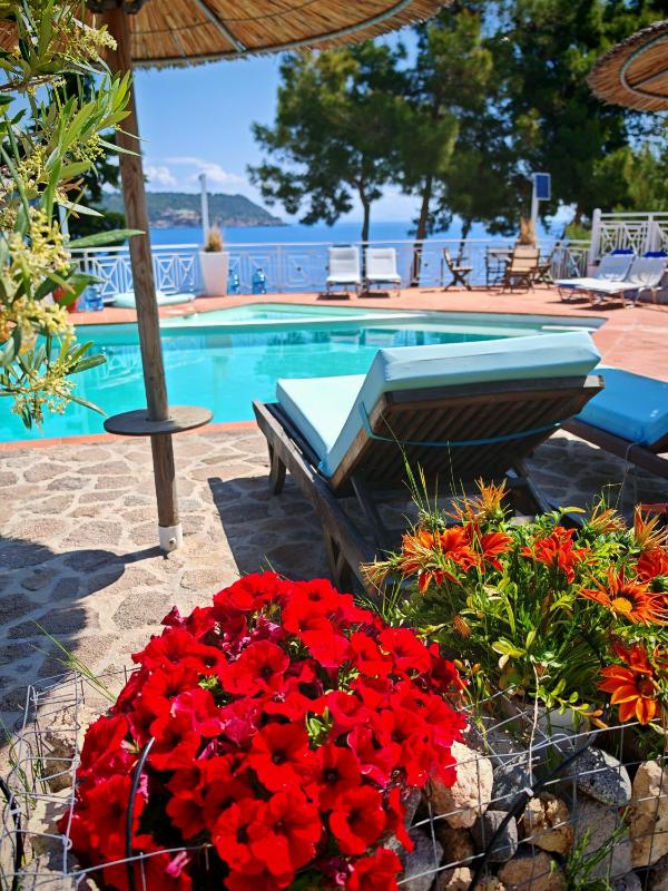 Studio with Sea View image 1