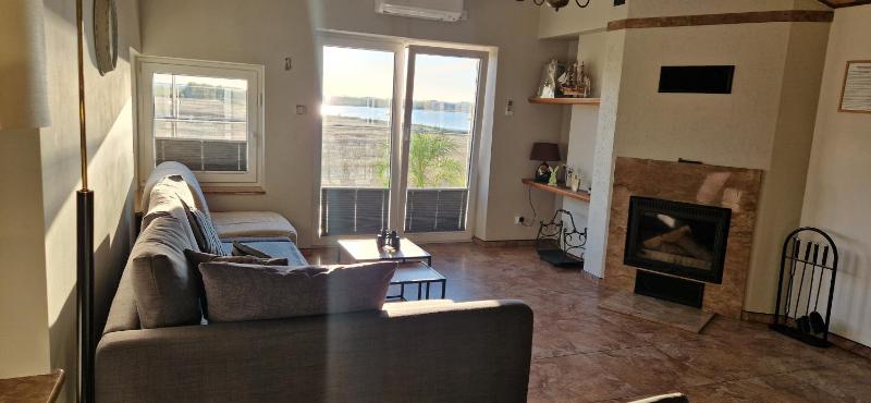 Deluxe Suite with Sea View image 4