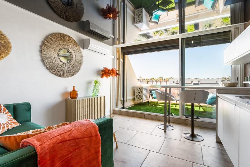 Le Téquila Renovated Apartment with Sunny Terrace in the Cap dAgde - image 14