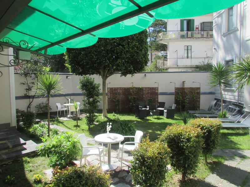 Villa Vittoria Tropea B&B - image 8