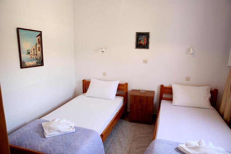 Kappatos Studios & Apartments - image 4