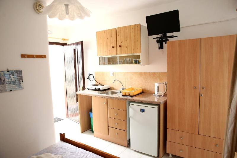 Kappatos Studios & Apartments - image 19