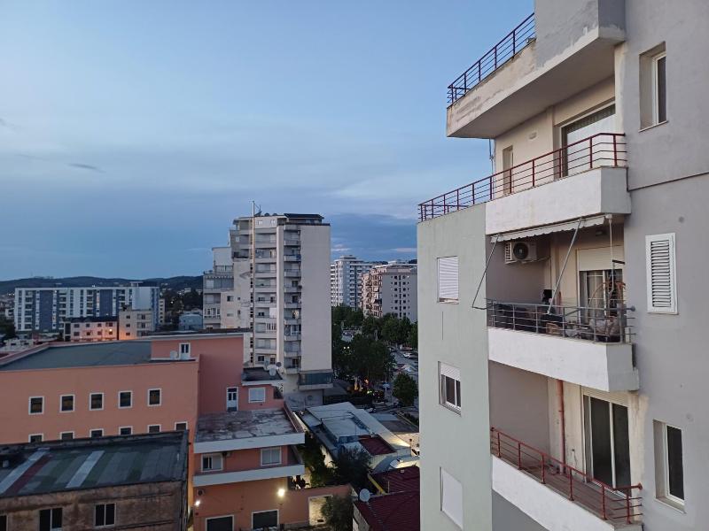 3 rooms apartment in vlora - image 8