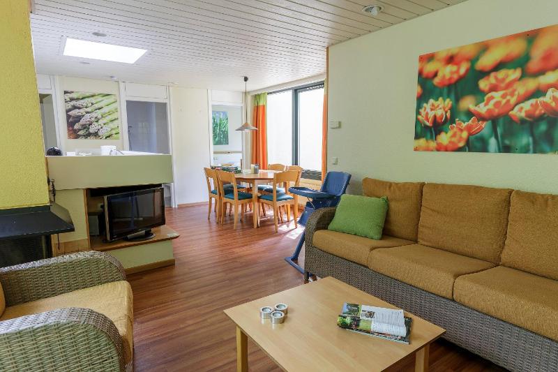 Superior Bungalow image 3