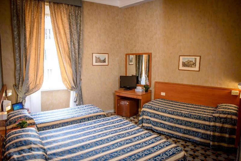 Quadruple Room image 3