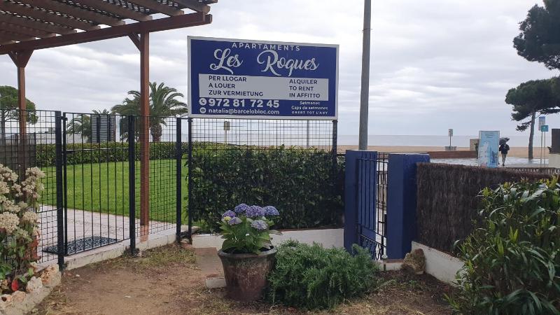 Apartaments Les Roques - image 12