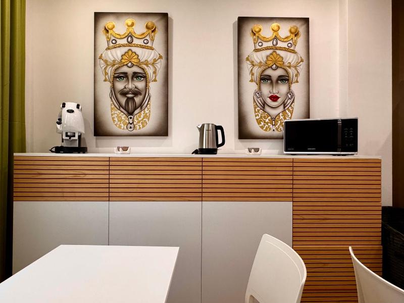 Regina Rooms - image 8