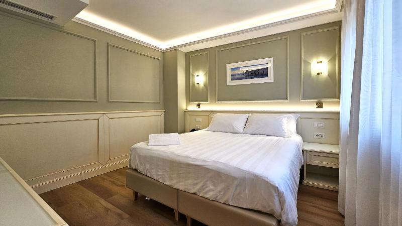 Double or Twin Room image 1