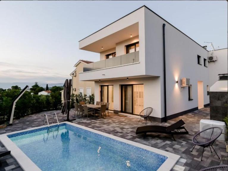 Villa with Private Pool image 2
