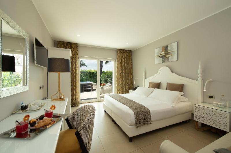 Standard King Room - Annex image 3