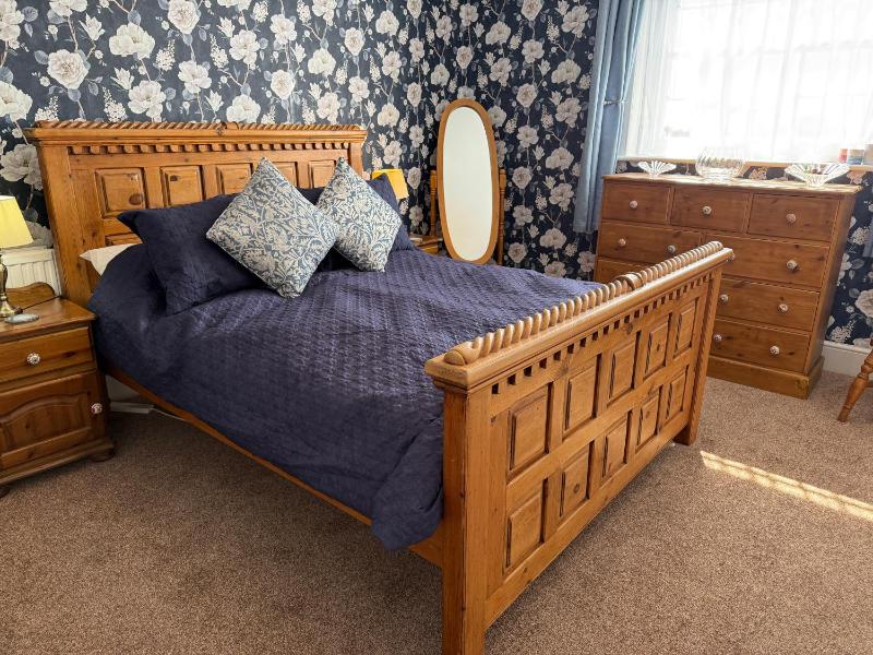 Three-Bedroom Premium Apartment image 3