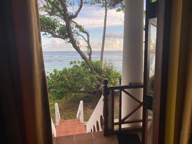 Turtle Beach Villa - image 2