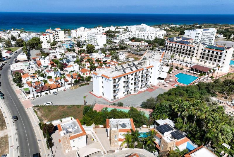 Villa Michaella - 500m from Golden Beach - image 13