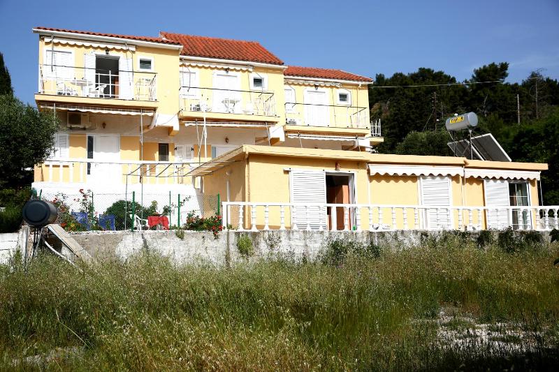 Kappatos Studios & Apartments - image 37