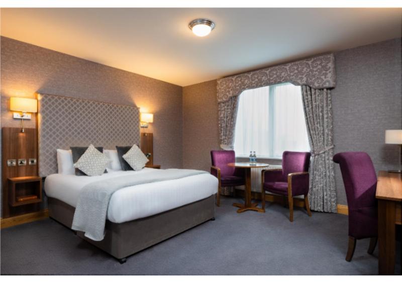 Deluxe Double Room image 1