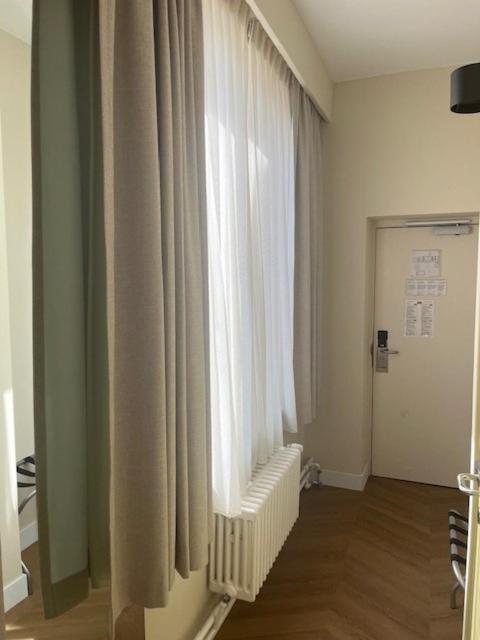 Budget Single Room image 3