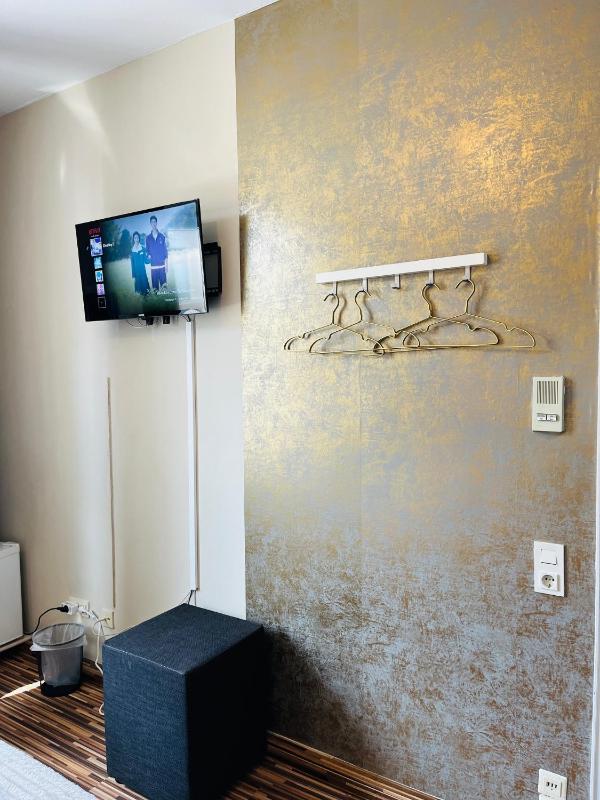Classic Triple Room image 4