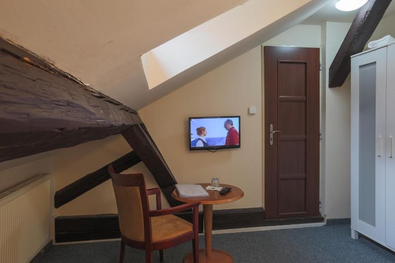 Economy Single Room image 3