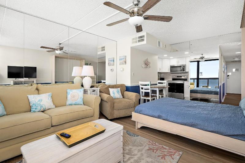 GS 610 - Seas the Day - image 31