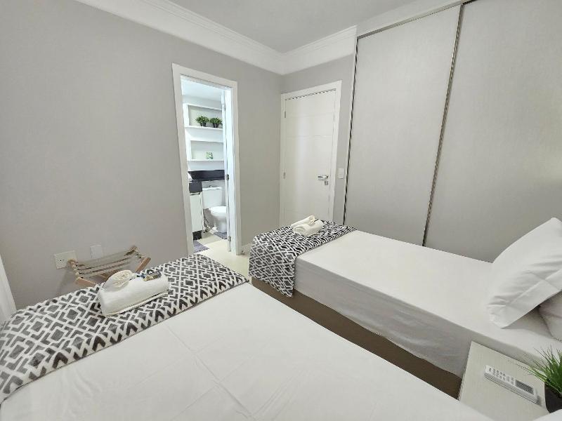 Costa Sul Apartments Centro BC/Pool/Jacuzzi/Garage - image 44
