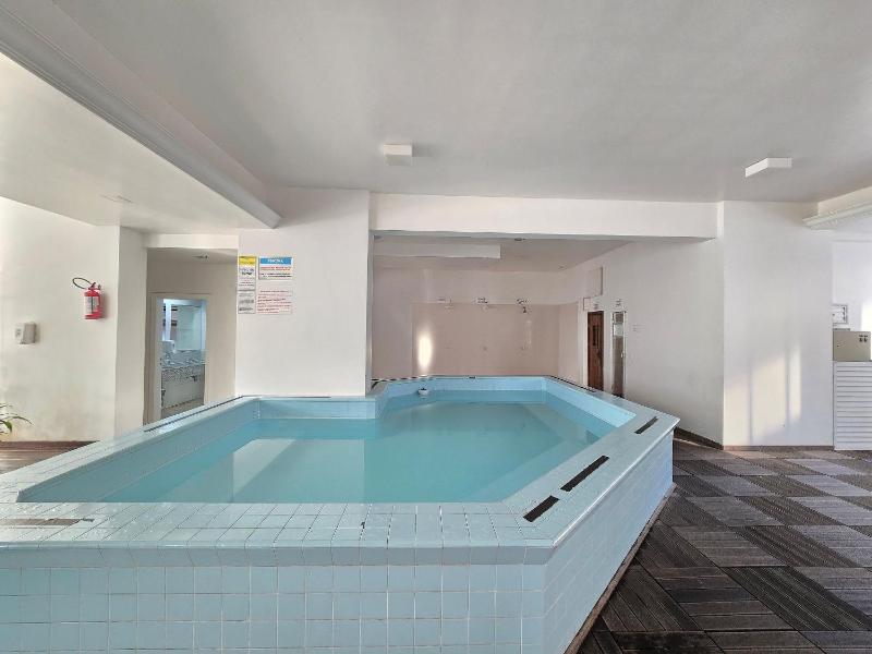 Costa Sul Apartments Centro BC/Pool/Jacuzzi/Garage - image 6